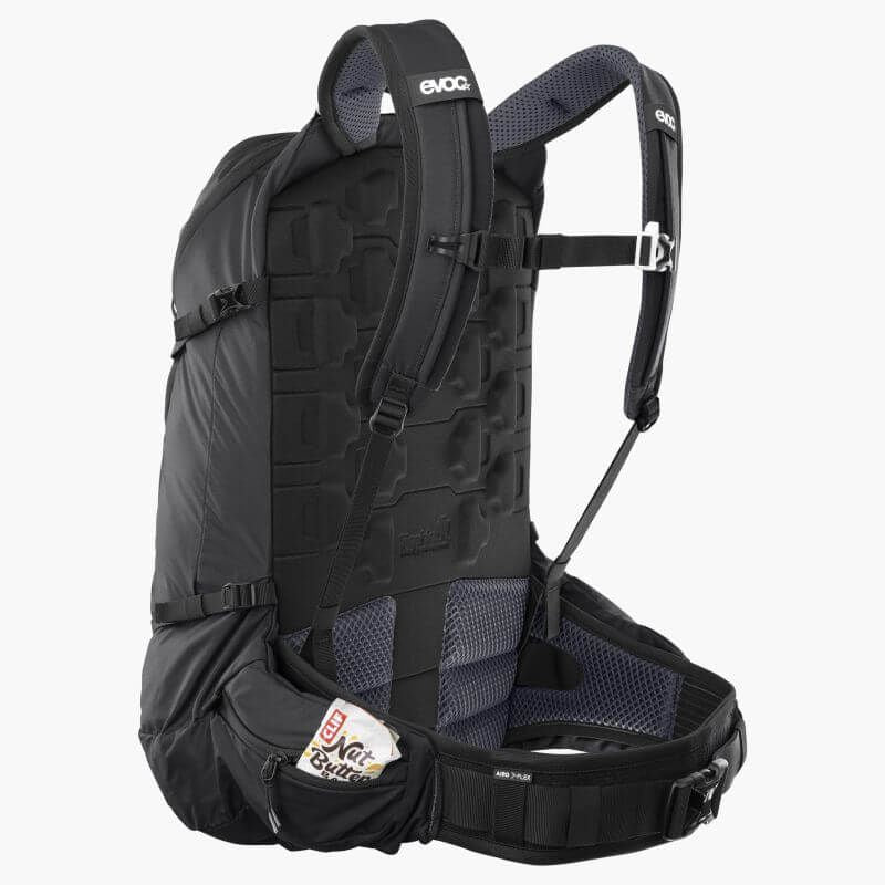 Evoc Trail Pro Blackline 26 -suojareppu, musta maastopyöräilyyn, sisältää Liteshield Plus -selkäsuojan ja sadesuojan