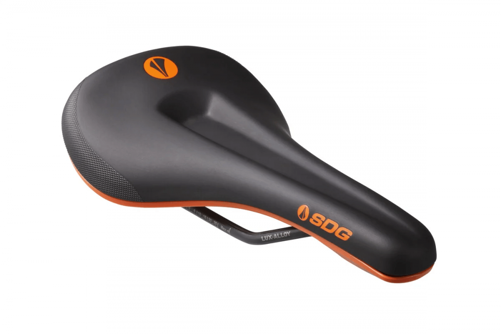 Satula SDG Bel-Air 3.0 MAX MTB Lux-Alloy – Oranssi