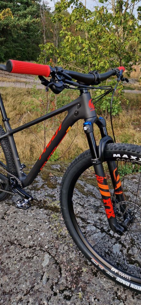 Pivot LES SL RIDE XT – BLACK SUNSET
