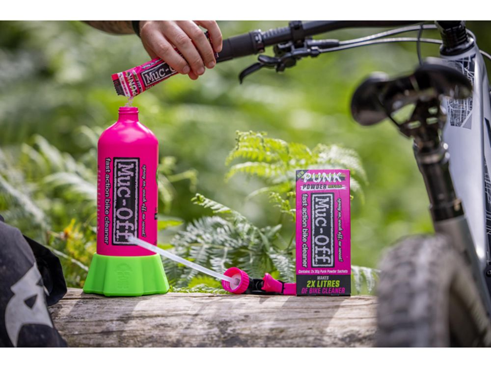 MUC-OFF Bottle For Life Bundle, aluminium spray bottle and 4 litres of wash, image 2