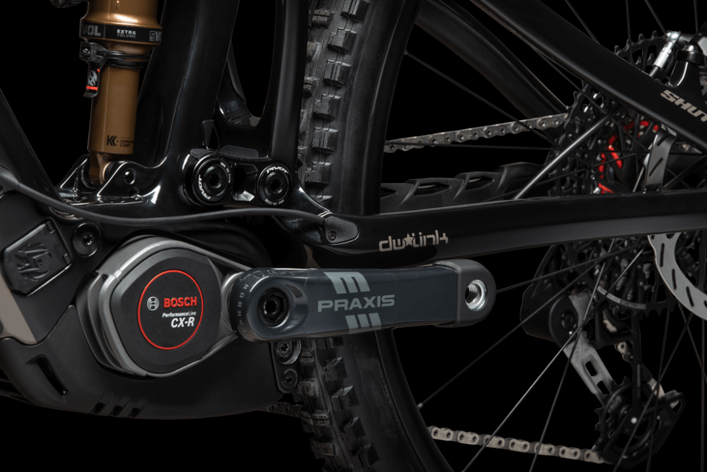 Shuttle AM, Bosch CX-R drive unit, a race-tuned version that’s 100 grams lighter and delivers faster, more aggressive power delivery. The CX-R drive unit features a titanium crank spindle and ceramic bearings for lightweight durability.