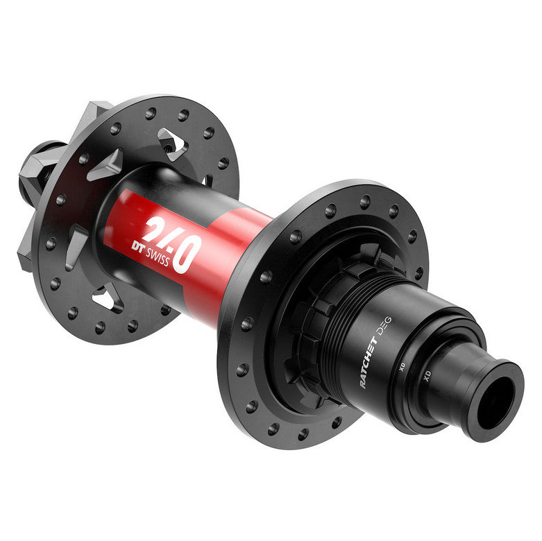 Musta DT Swiss 240 Ratchet DEG -takanapa ja XD-vapaaratas viistosti kuvattuna.