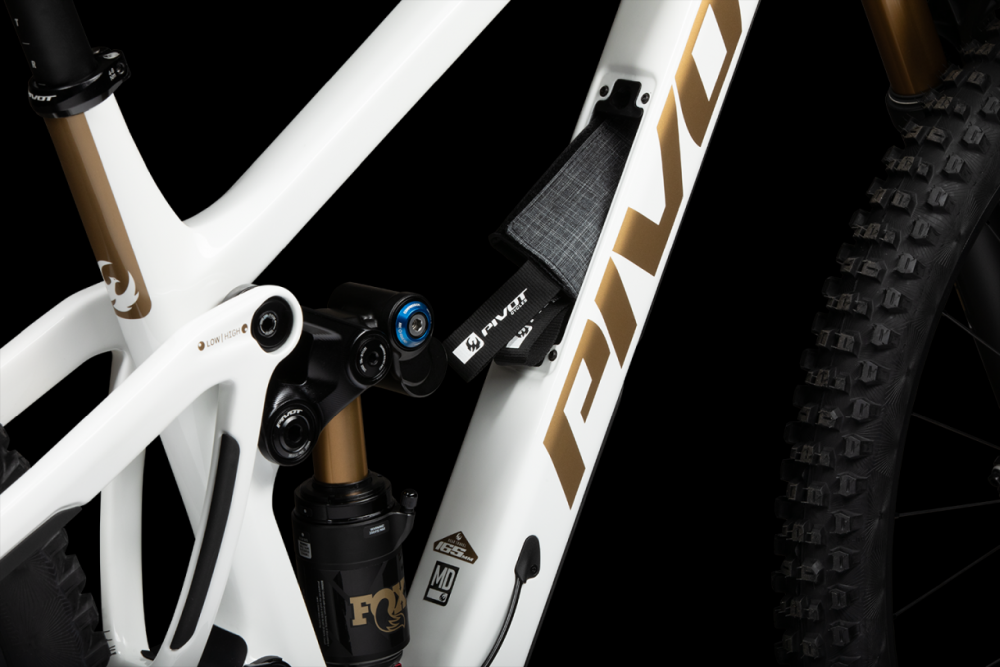 Pivot Firebird V5 Carbon Pro XT WHIT GOLD