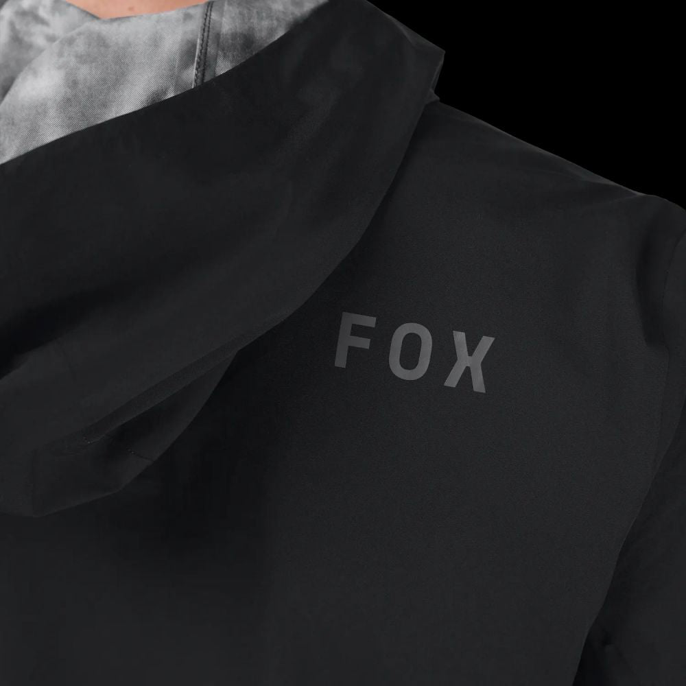 FOX Ranger Water Jacket Black edestä kuvattuna