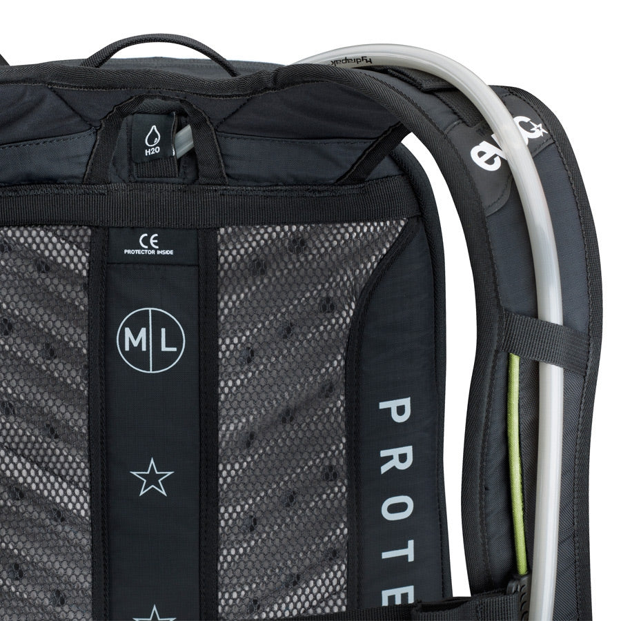 Evoc FR Trail Blackline 20L Musta, kuva 4