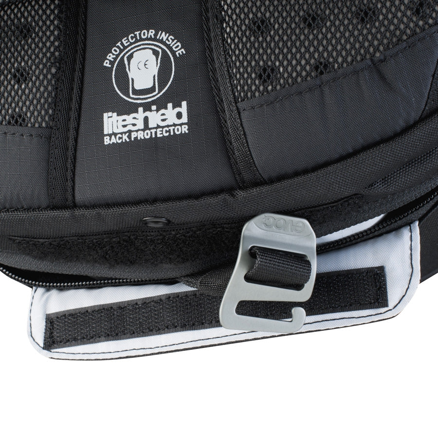 Evoc FR Trail Blackline 20L Musta, kuva 6