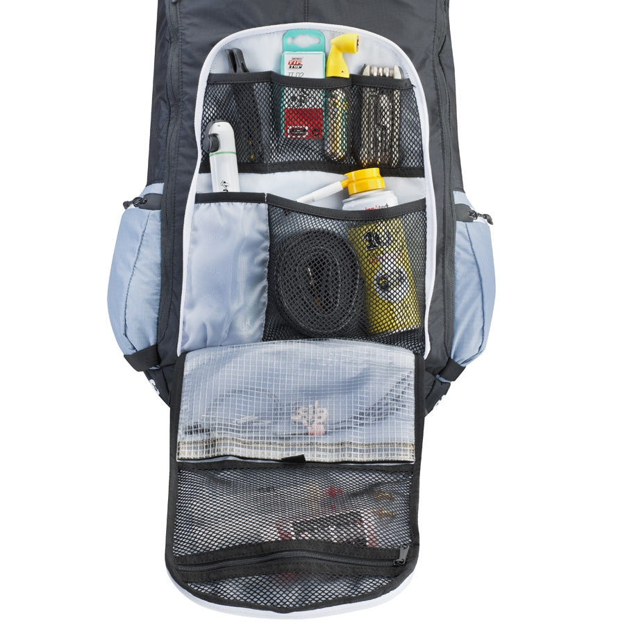 Evoc FR Trail Blackline 20L Musta, kuva 8