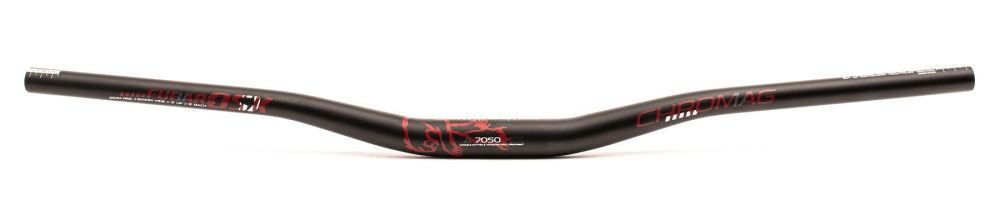 Chromag Fubars Ohjaustanko OSX Anodized 31,8X800mm 25mm nousulla – Musta