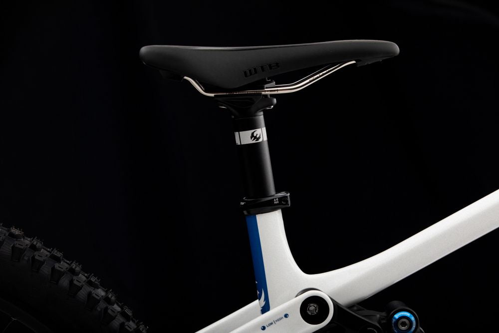 PIVOT PHOENIX PRO SAINT WHITE COBALT BLUE, kuva 9