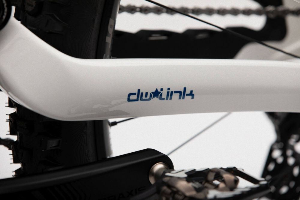 PIVOT PHOENIX PRO SAINT WHITE COBALT BLUE DW6