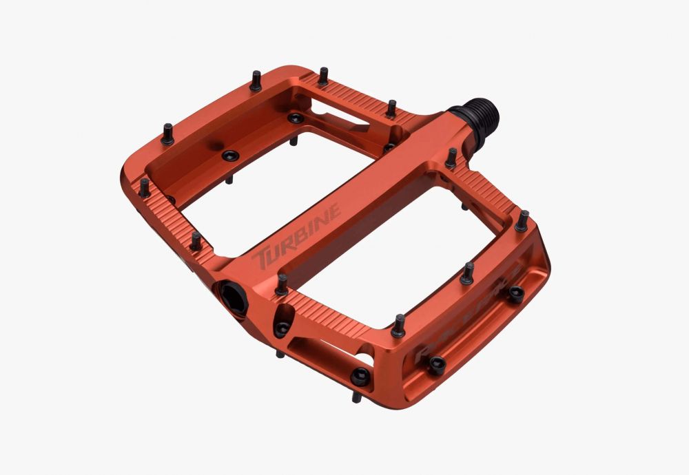 Race Face Turbine Pedal – Oranssi