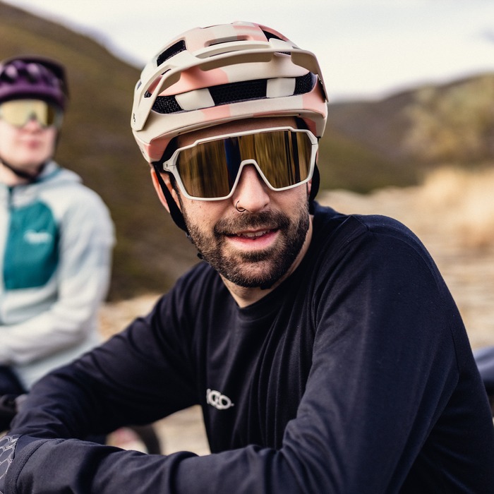 SMITH Shift XL MAG Urheiluaurinkolasit – Matte Bone + ChromaPop Black Gold Mirror Lens