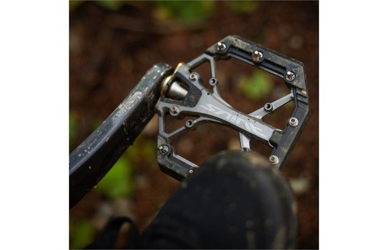 Shimano PD-G8040 MTB-polkimet vaihdettavilla nastoilla