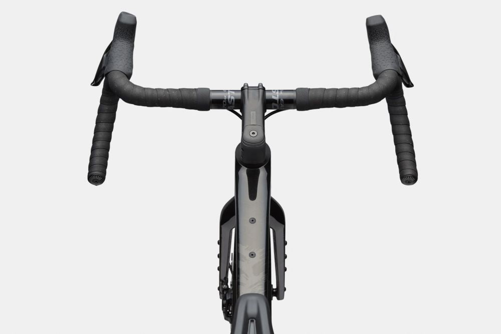 Cannondale Topstone Carbon 1 AXS langaton gravelpyörä pitkille seikkailuille