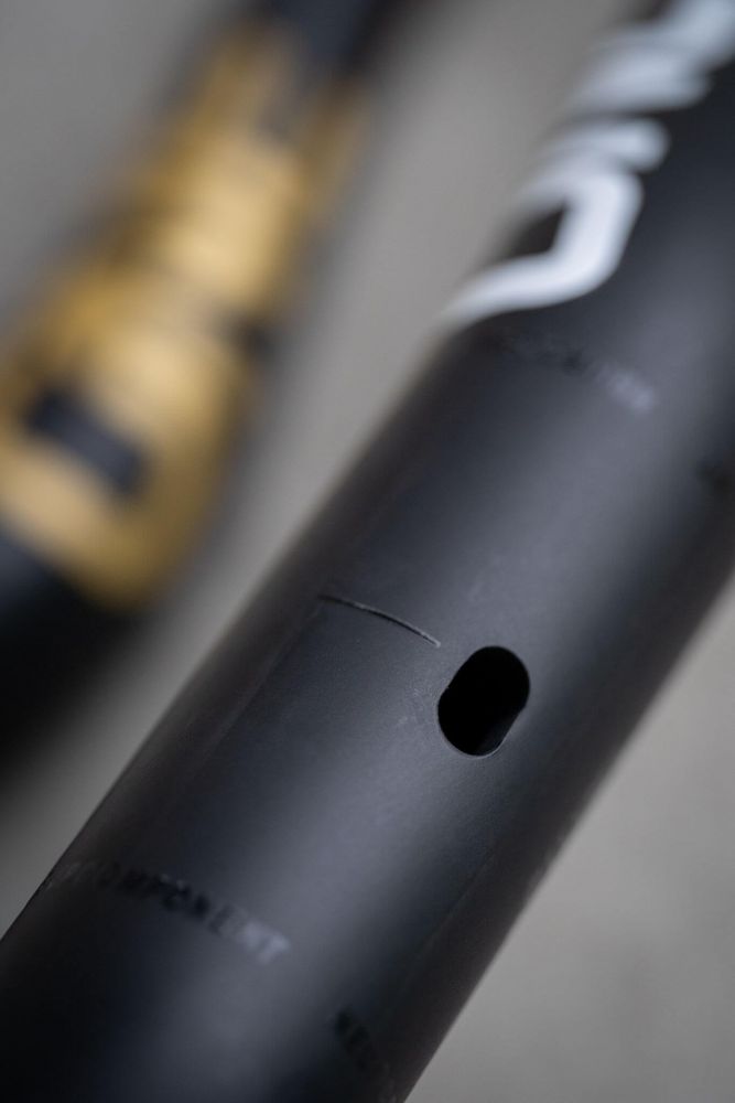 ONEUP CARBON E-HANDLEBAR 35x800mm, kuva 4