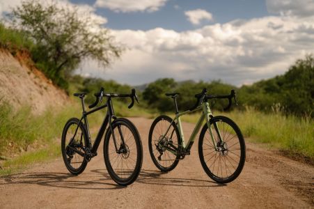 Hiilikuituiset gravel-pyörät