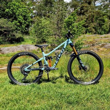 Pivot Mach 6 Pro X01 2023 enduro-maastopyörä 27.5