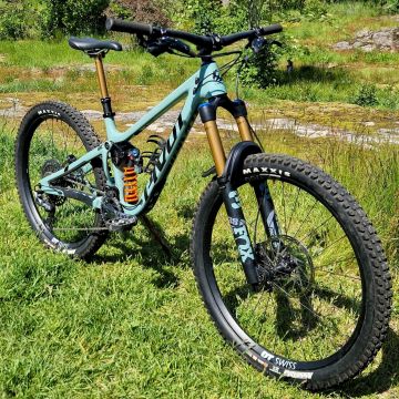 Pivot Mach 6 Pro X01 2023 enduro-maastopyörä 27.5
