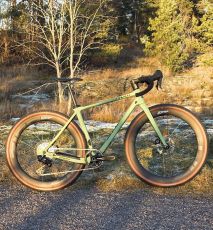 Pivot Vault Team GRX Di2 ZIPP 303 XPLR Mossy Forest 