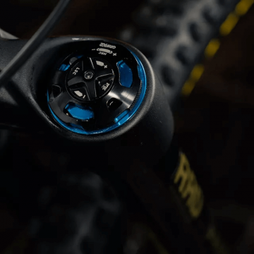 FOX 36 Podium GRIP X2 vaimennin, High-Speed Compression säätönuppi