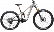 Pivot Shuttle AM SL XX Team sähköenduro 2025, Bosch SX -moottorilla ja Fox Factory -jousituksella
