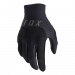 Fox Flexair Pro Gloves – mustat maastopyöräilyhanskat, joissa on D3O®-rystysuojaus ja Dyneema®-vahvistettu kämmenselkä.