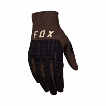 Fox Flexair Pro Gloves – mustat maastopyöräilyhanskat, joissa on D3O®-rystysuojaus ja Dyneema®-vahvistettu kämmenselkä.