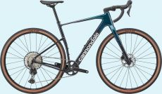 Cannondale Topstone Carbon 3 GRX 1x12 gravel-pyörä hiilikuiturungolla, Kingpin-takajousituksella ja Shimano GRX 1x12 -voimansiirrolla.