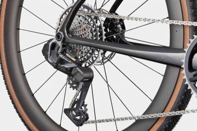 Cannondale SuperX 1 cyclocross-pyörä – hiilikuiturunko, SRAM Force AXS -vaihteisto ja tubeless-ready kiekot