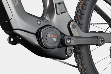 Cannondale Moterra LT 1 sähkömaastopyörä – hiilikuiturunko, Bosch CX -moottori ja Fox-jousitus enduroajoon.