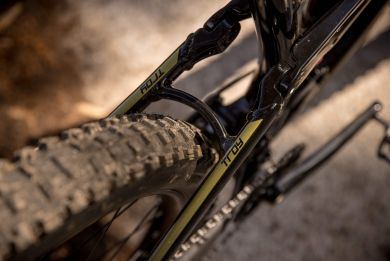 Devinci TROY ALU Deore 12s 