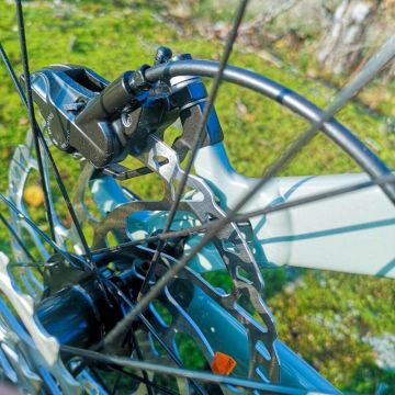 AC Deore Shimano 4-mäntä jarrut