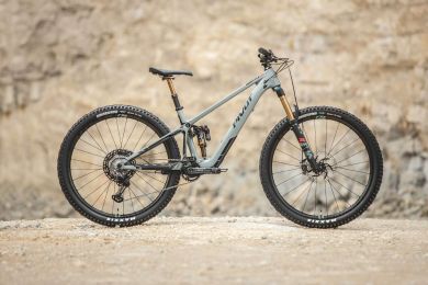 Pivot Shuttle SL Pro X0 Transmission