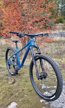 Devinci Kobain Deore 11S Custom