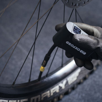 Oxford Nano Jet Ultra kompressoripumppu Presta- ja Schrader-venttiileille