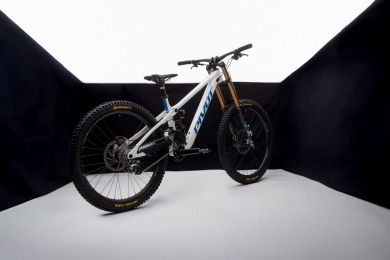 PIVOT PHOENIX PRO SAINT WHITE COBALT BLUE