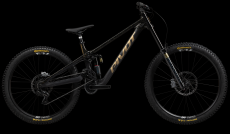 Pivot Phoenix Ride GX downhill-pyörä hiilikuiturungolla, mixed wheel -kiekoilla ja 210 mm takajoustolla. BLACK GOLD