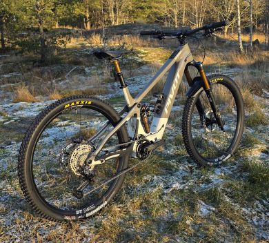 Pivot Shuttle SL-AM Pro XT Di2 