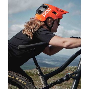 POC Kortal Race Mips MTB-kypärä RECCO- ja NFC Medical ID -toiminnoilla