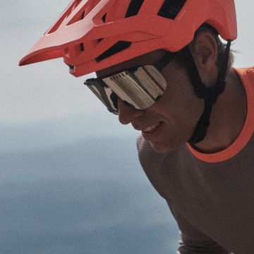 POC Kortal Race Mips oranssi trail- ja endurokypärä