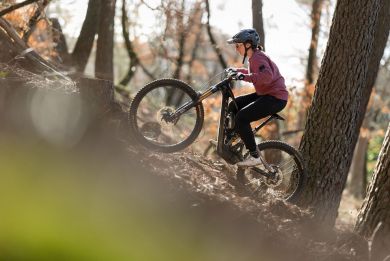 Pivot Shuttle AMPD Ride GX Eagle Transmission