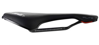 Selle Italia FLITE Boost Kit Carbonio Superflow Hiilikuitukiskoilla