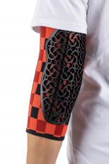SERYT Flow Elbow Protector Checker Red punaiset ruutukuvioiset kyynärsuojat