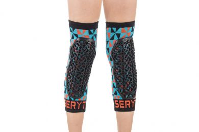 SERYT Youth Flow Knee Arlecchino Light Blue Red lasten MTB-polvisuojat aktiiviseen ajoon