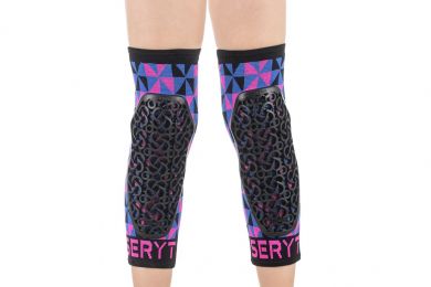 SERYT Youth Flow Knee Arlecchino Pink Blue polvisuojat enduro- ja trail-ajoon