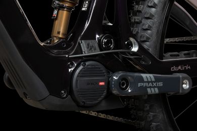 Pivot Shuttle AMPD Ride GX Eagle Transmission