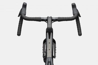 Cannondale Topstone Carbon 1 AXS langaton gravelpyörä pitkille seikkailuille