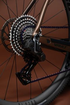 Pivot Vault Team Force X0 AXS Reynolds G700 Copper Comet gravel pyörän voimansiirto